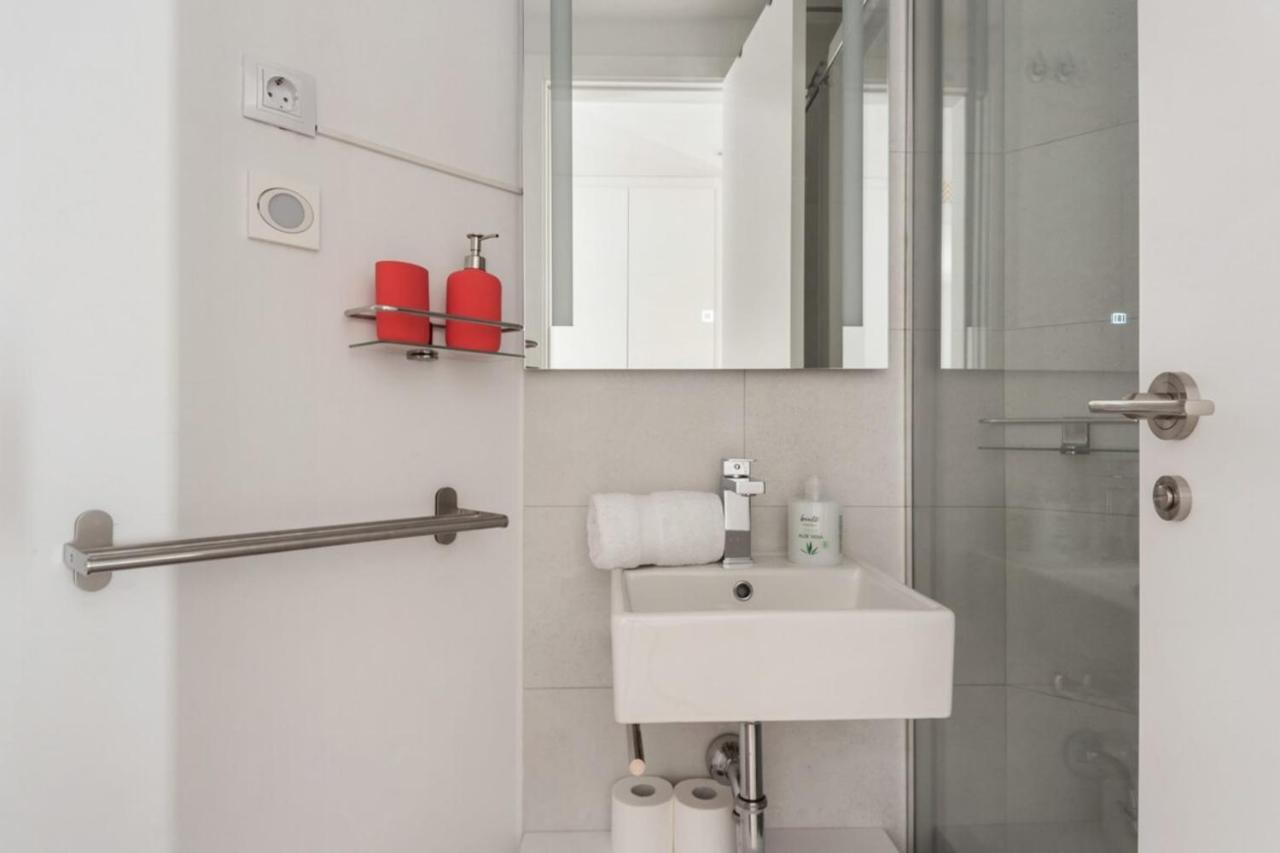 Incredible Design 2 Bedroom Apartment In Centro Мадрид Екстериор снимка